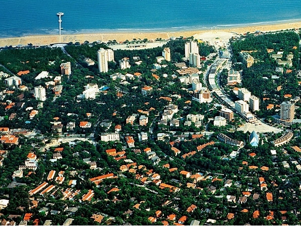Lignano Pineta e le sue villette,dall'alto