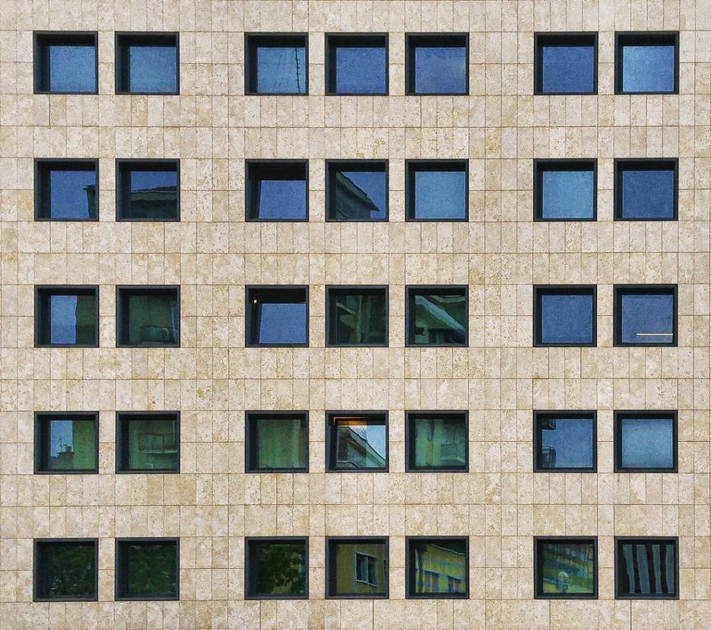 Gualtiero Bertoldi, A blurry constant